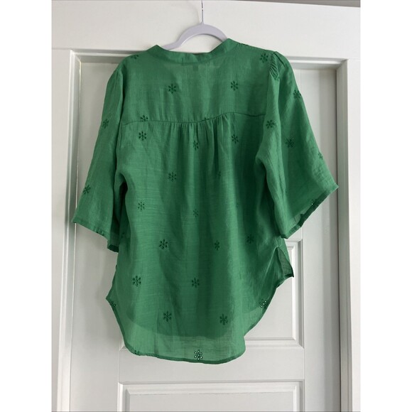 Figueroa and Flower Top Womens Green Small Lightweight Mid Sleeve Blouse Eyelet - Picture 6 of 7
